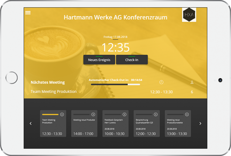 iPad mit der Anzeige eines bevorstehendes Meetings mit Check-In